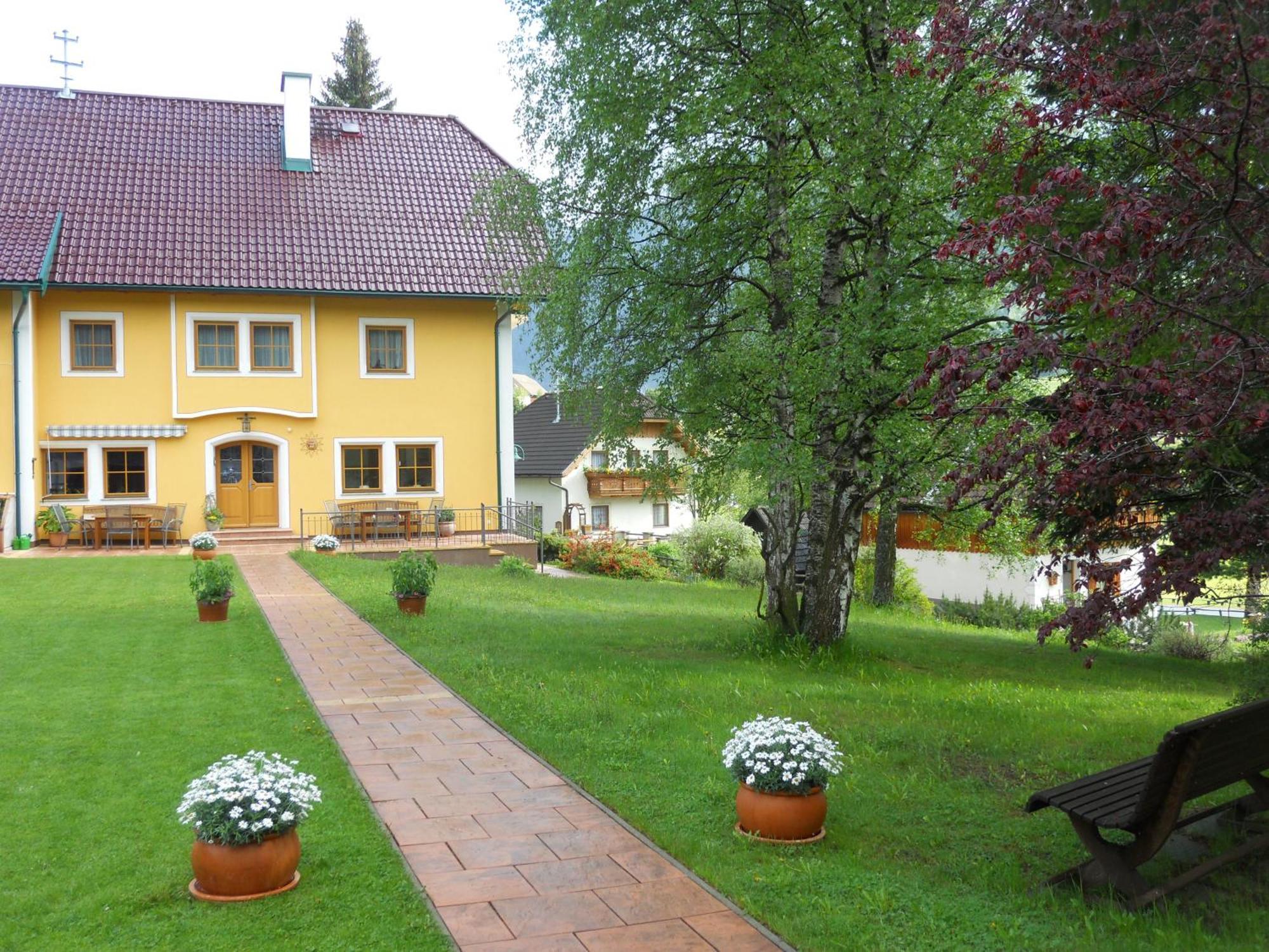 Gästehaus Macheiner Lessach Oberdorf Exterior foto